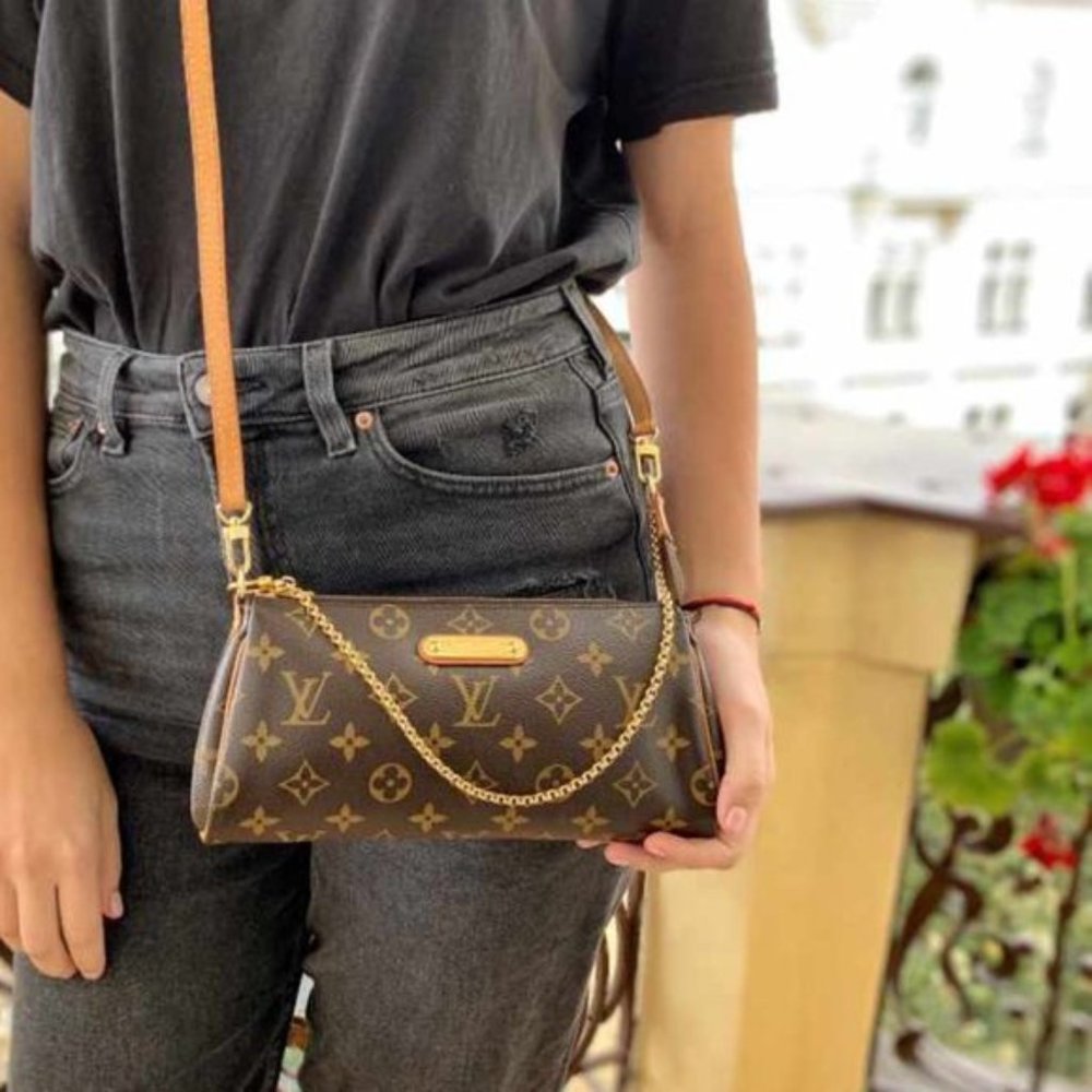 AUTHENTIC Louis Vuitton Eva Crossbody Monogram Canvas